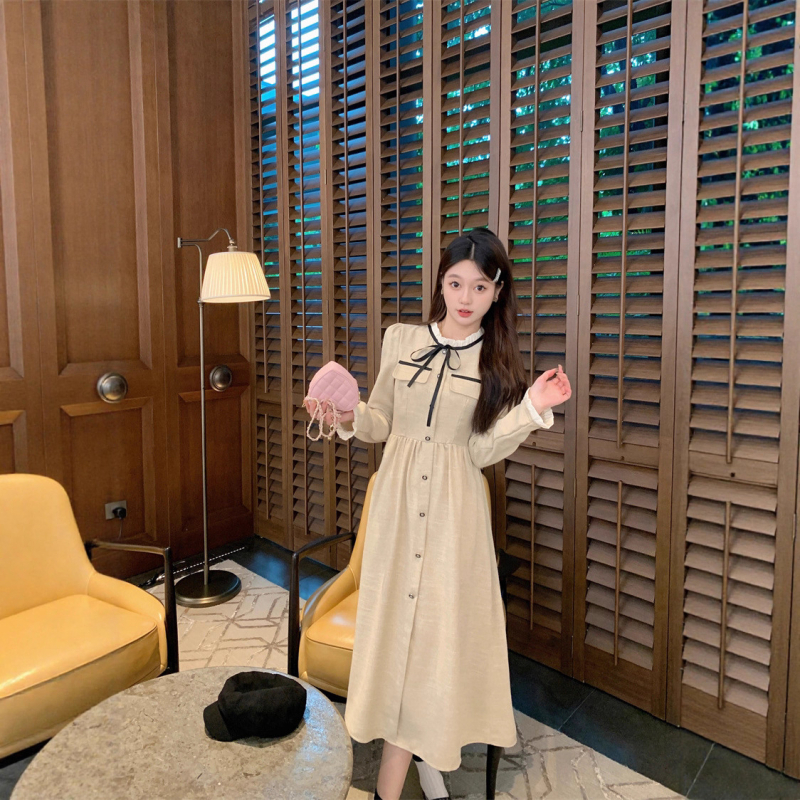 Plusz méretű ruha francia stílusú eleganciával, magas derék, lótuszlevél gallér, hercegnő ujjak, középtávú-hosszú hosszúság, poliészter