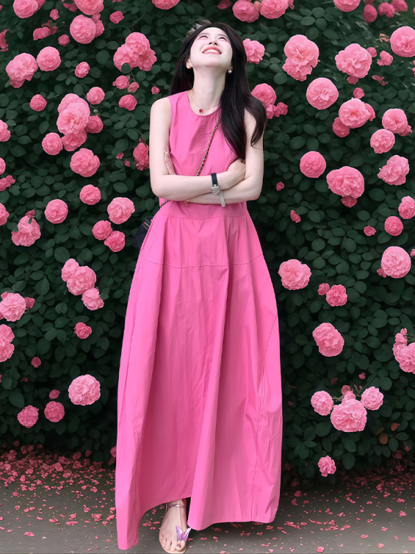 Francia stílusú hátsó nélküli ruha kerek nyakú, ujjatlan, magas derék, hosszú ruha