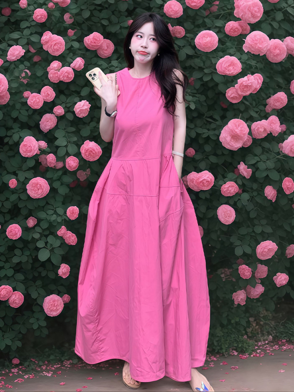 Francia stílusú hátsó nélküli ruha kerek nyakú, ujjatlan, magas derék, hosszú ruha