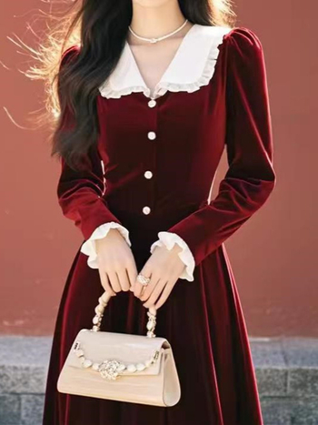 Baba galléros bársonyruha, A-vonalú, midi hossz, hosszú ujjú, magas derék, cipzár