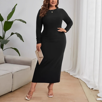 Ruha — rugalmas poliészter/spandex keverék, egyszínű, hosszú ujjú, álló gallér, hosszú szabás