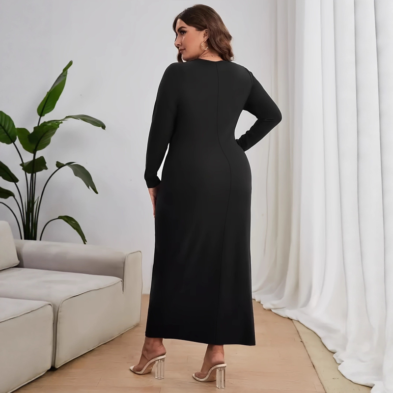 Ruha — rugalmas poliészter/spandex keverék, egyszínű, hosszú ujjú, álló gallér, hosszú szabás