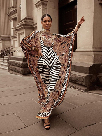 Leopardų spausdinta su bat rankovėmis laisvo kirpimo, poliesterio audinys, pamušalas poliesteris, 300 g, suaugusioms moterims, tinkama plaukiojimui ir vandens pramogoms