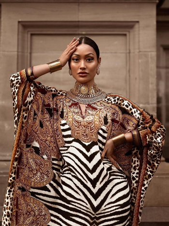 Leopardų spausdinta su bat rankovėmis laisvo kirpimo, poliesterio audinys, pamušalas poliesteris, 300 g, suaugusioms moterims, tinkama plaukiojimui ir vandens pramogoms