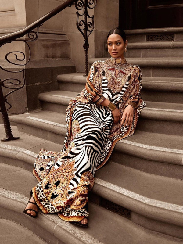 Leopardų spausdinta su bat rankovėmis laisvo kirpimo, poliesterio audinys, pamušalas poliesteris, 300 g, suaugusioms moterims, tinkama plaukiojimui ir vandens pramogoms