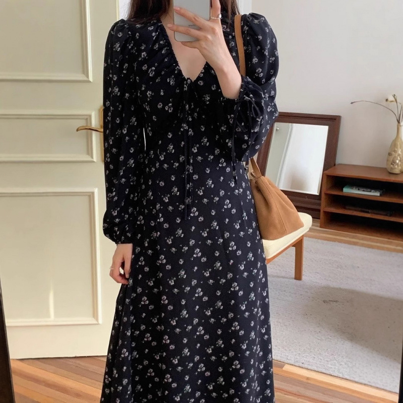 Ruha hosszú ujjú és V-nyakú, városi tájkép mintás, tündérszoknya, Spandex anyag