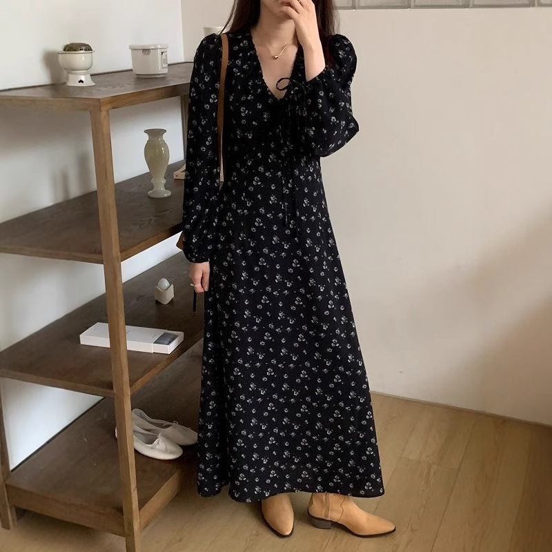 Ruha hosszú ujjú és V-nyakú, városi tájkép mintás, tündérszoknya, Spandex anyag