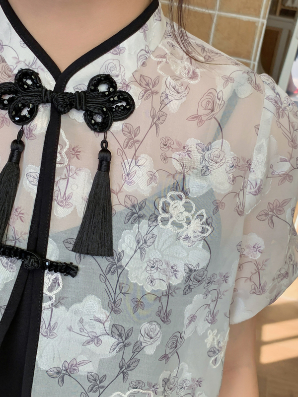 Dvije komada haljine set: Crna bluza s stojećim ovratnikom i suknja s naramenicama, jednobojna, književno retro kineski stil, puhasti 3/4 rukavi, velika swing suknja, ljeto 2024