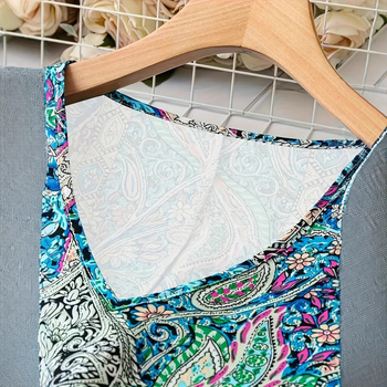 Γυναικείο midi φόρεμα με V-λαιμό, εκτύπωση πολυεστέρα, 3/4 μανίκια