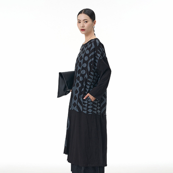 Rochie din bumbac cu imprimeu romb, mâneci lungi, guler rotund, lungime medie, siluetă în formă A