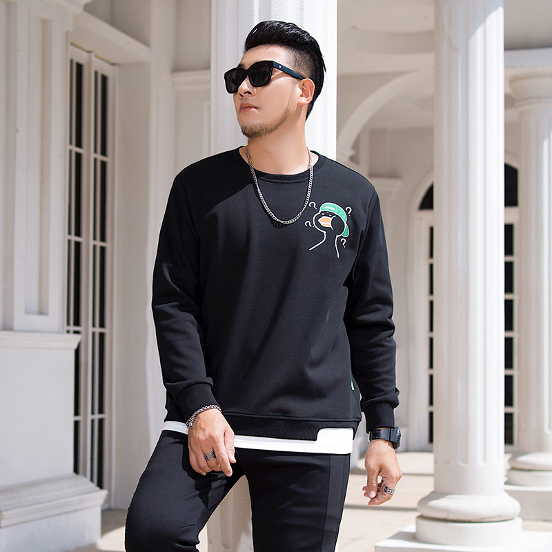 Vyrų džemperis su spauda, laisvo kirpimo linijos, ilgomis rankovėmis, apvali kaklo forma, imitacinis dviejų dalių dizainas, medvilnės-poliesterio mišinys, ruduo