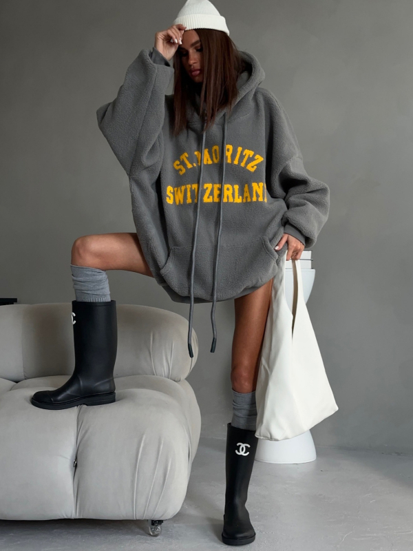 Kapuljačasta dukserica s natpisom slovima, fleece, poliester 95%+, širok kroj, srednja duljina