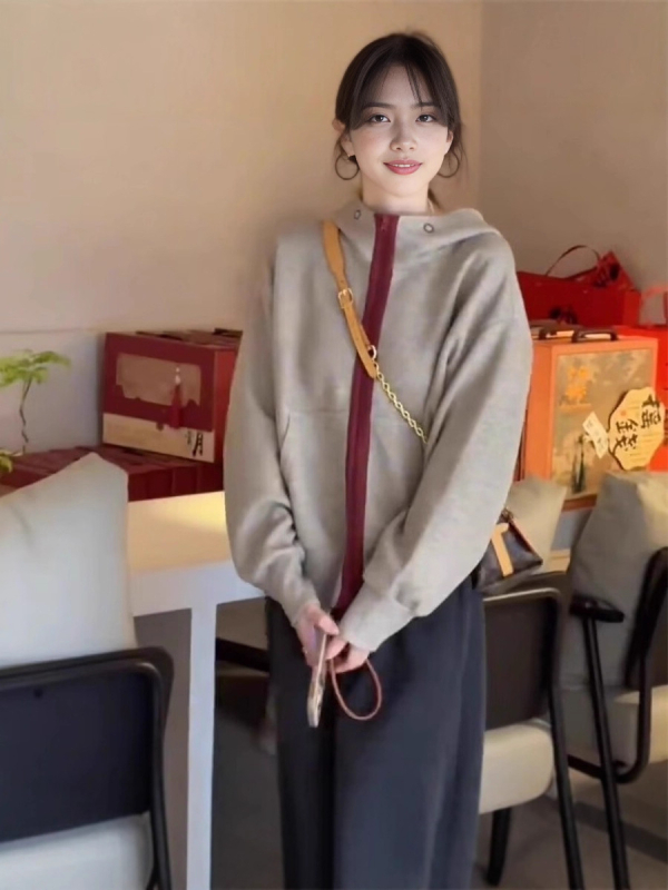 Ženska debela kapuljača dukserica jakna, slobodan kroj, zatvarač, pamuk-poliester smjesa, zima 2025