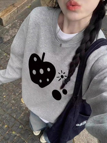 Dámska mikina bez kapucne v americkom retro štýle s fleece podšívkou, voľný strih, dlhé rukávy, kruhový výstrih, stredná dĺžka (Mamba cotton, Round neck, Loose fit, Long sleeves, Mid-length)