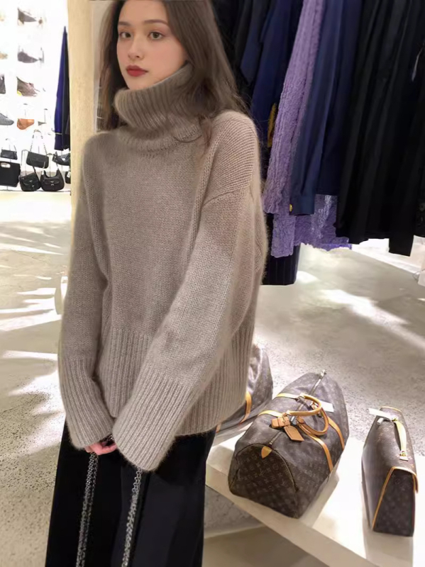 Ženski debeli vuneni pleteni džemper s visokim ovratnikom — 95% vuna, kratki kroj, dugi rukav, udoban slobodan kroj, jesen/zima