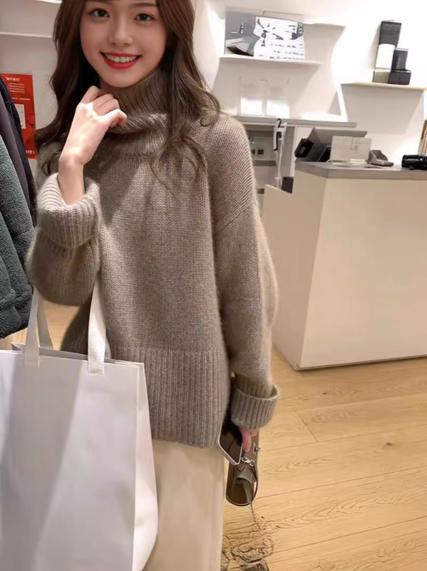 Ženski debeli vuneni pleteni džemper s visokim ovratnikom — 95% vuna, kratki kroj, dugi rukav, udoban slobodan kroj, jesen/zima