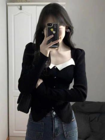 Pleten top s kvadratnim izrezom i nabreknutim rukavima, uski kroj, jesen-zima