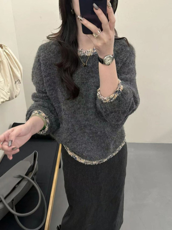 Damski pleteni džemper s kapuljom od alpaka i vune, slobodan kroj, okrugli izrez, dugi rukavi, četkano završetak, jesen 2025