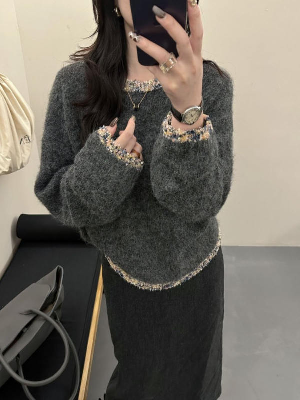 Damski pleteni džemper s kapuljom od alpaka i vune, slobodan kroj, okrugli izrez, dugi rukavi, četkano završetak, jesen 2025