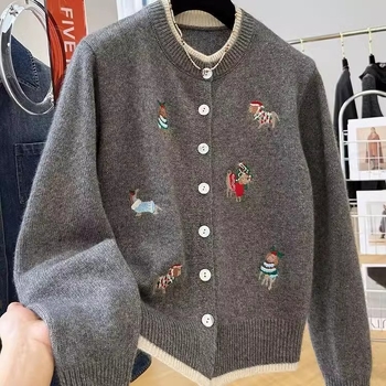 Ženski pleteni kardigan s vezenom karikaturom, gusta tkanina, ležerna silueta, dugi rukavi