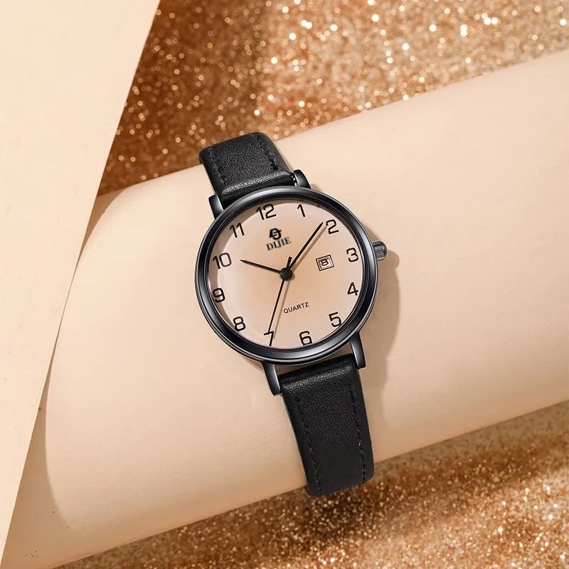 Kvarcni sat s kalendarom, minimalistički brojčanik, kružni promjer 30 mm, debljina 9 mm, kućište od legure