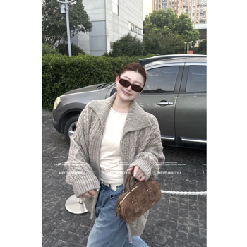 Pletený kardigán s polo golierom a zipsom, dlhé rukávy, stredná dĺžka, jesenné vydanie 2025