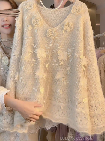 Pleteni pulover s kapuljom i 3D cvjetnim ovratnikom — chenille tkanina sa spandeksom, elastanski sadržaj ispod 30%, V-dekolte, bez rukava