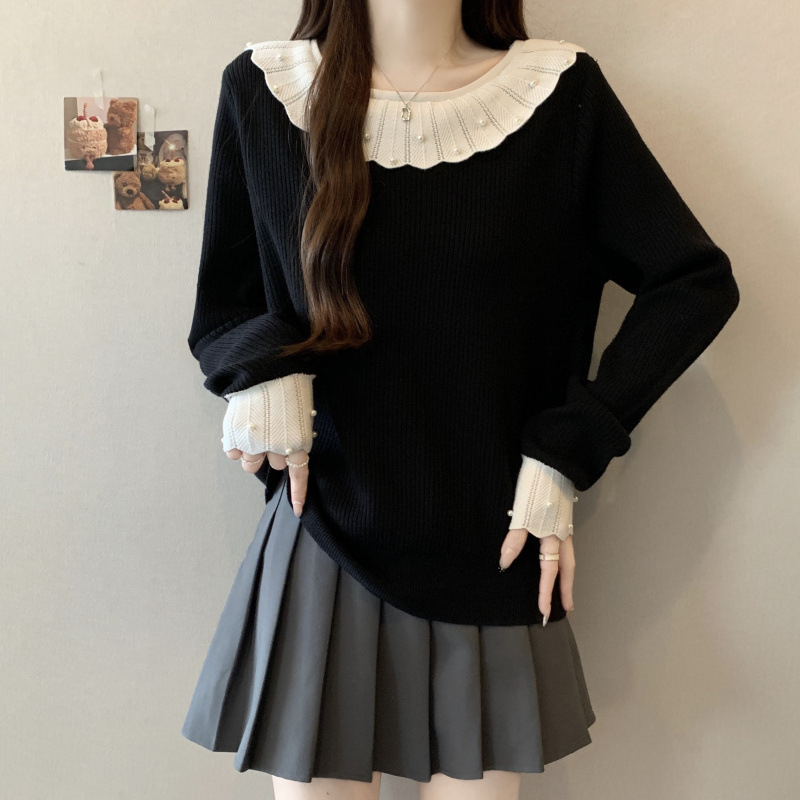 Moteriški megztinis su gobtuvu iš viskozės, ilgos rankovės, apvali kaklo linija, panelių derinys