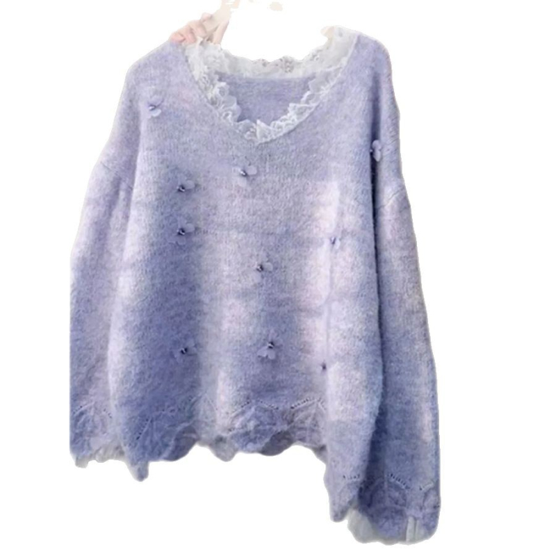 Пуловер за пролет с V-образно деколте, дантелен детайл и пеперуден мотив, свободна кройка, акрил.