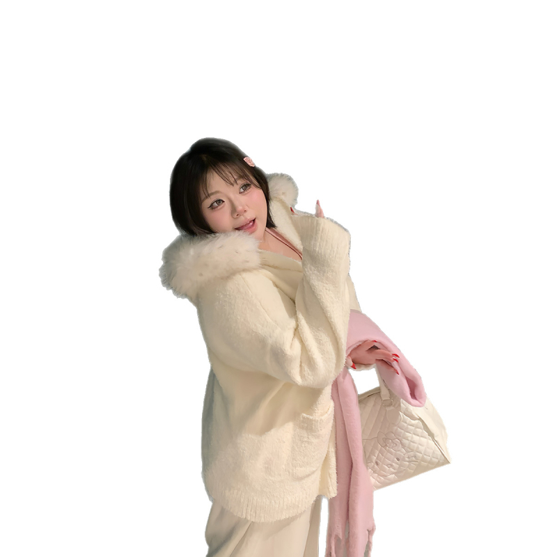 Kardiganas su gobtuvu ir kailinė apykaklė, patchwork mezgimas, viskozės pluoštas, laisvas kirpimas