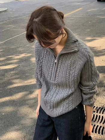 Vilnonė megztinė su apykakle, storas kabelinis mezginys, trumpa apdaila, pusės ilgio rankovės, moterims žiemos modelis