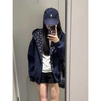 Γυναικεία ζακέτα φούτερ με κουκούλα, χαλαρή γραμμή, φερμουάρ, βαμβάκι 70-80%, σχέδιο γράμματα/αριθμοί/κείμενο, Χειμώνας 2025