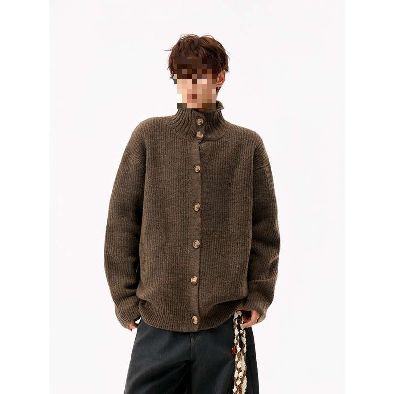 Unisex amerikos stiliaus megztinis kardiganas su mygtukais, aukštas kaklas, gobtuvu, laisvas kirpimas, žakardinė megzti