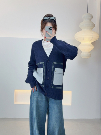 Megztas kardiganas su V kaklu, tankus mezginys, ilgos rankovės, akrilo-poliesterio mišinys ant Mianyang velvet audinio, Žiema 2025