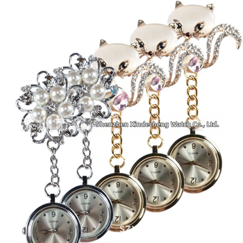 Ρολόι τσέπης με κίνηση Quartz, διακριτικά διαμάντια, γλυκό σχέδιο νοσοκόμας σε καρτούν, παγκόσμια ώρα, τρία χέρια