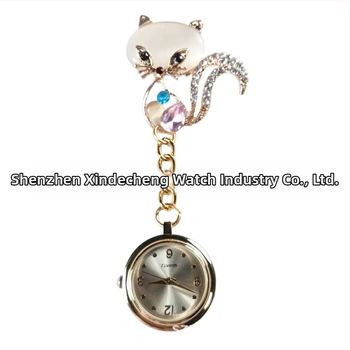 Ρολόι τσέπης με κίνηση quartz, διακριτικά διαμάντια, χαριτωμένο σχέδιο με νοσοκόμα και γιατρό σε καρτούν, ένδειξη με τρεις δείκτες, κατάλληλο για εξετάσεις