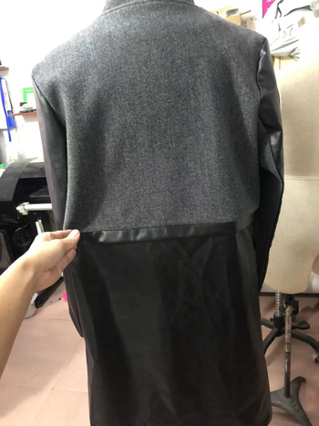 PU kožna jakna, slim fit, srednja duljina, stojeći ovratnik, dugi rukavi