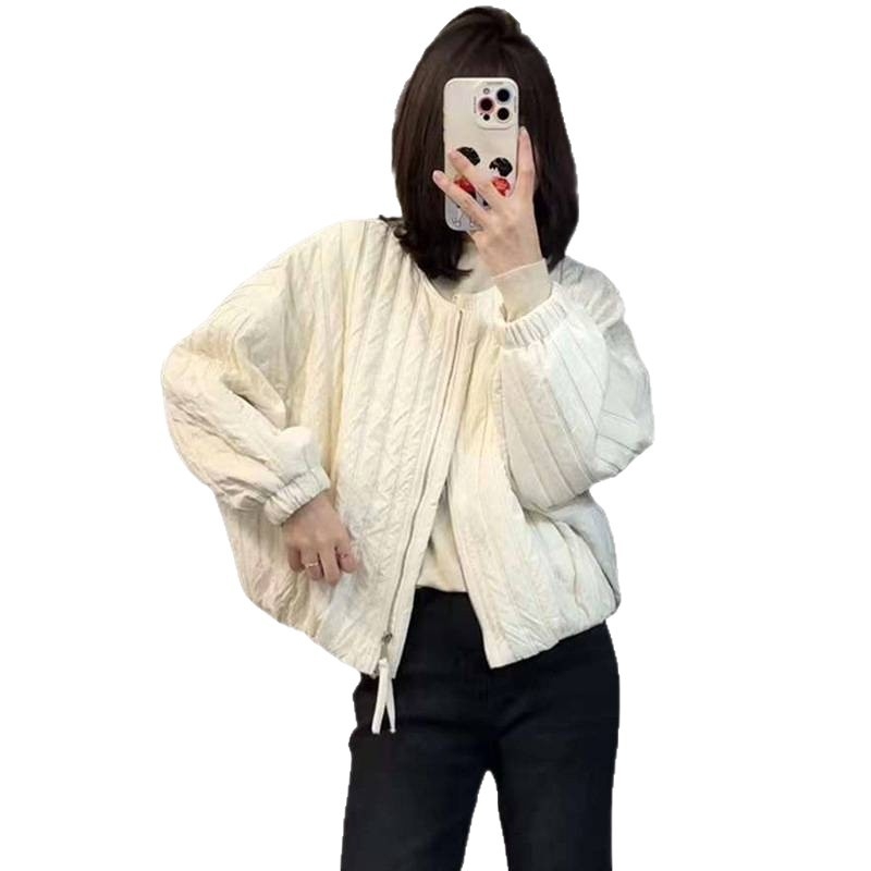 Ženska pamučna jakna sa zatvaračem na zip, dugi rukavi, okrugli ovratnik, slobodan kroj, gradski zimski stil.