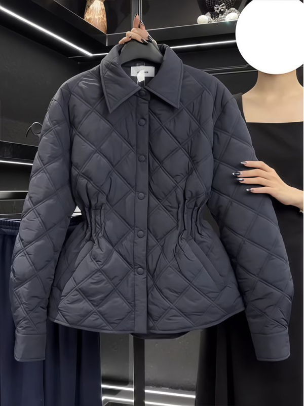 Ženska jakna s pamukom punjenjem, slobodan kroj, zatvarač, ovratnik tip lapel, glavni materijal: poliester 95%+