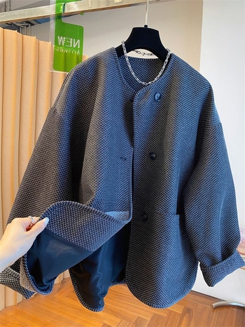 Vanjska odjeća s raglan rukavima, okrugli izrez, srednje dugačak 65–80 cm, poliester 70–80%