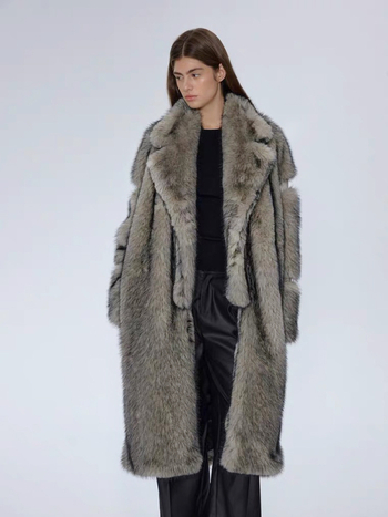 Ženski dugi kaput od umjetnog krzna, streetwear stil, rever ovratnik, zima 2025