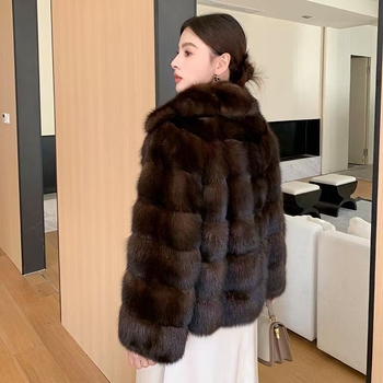 Palton de blană, mâneci lungi, rever mare, lungime normală, blană de iepure