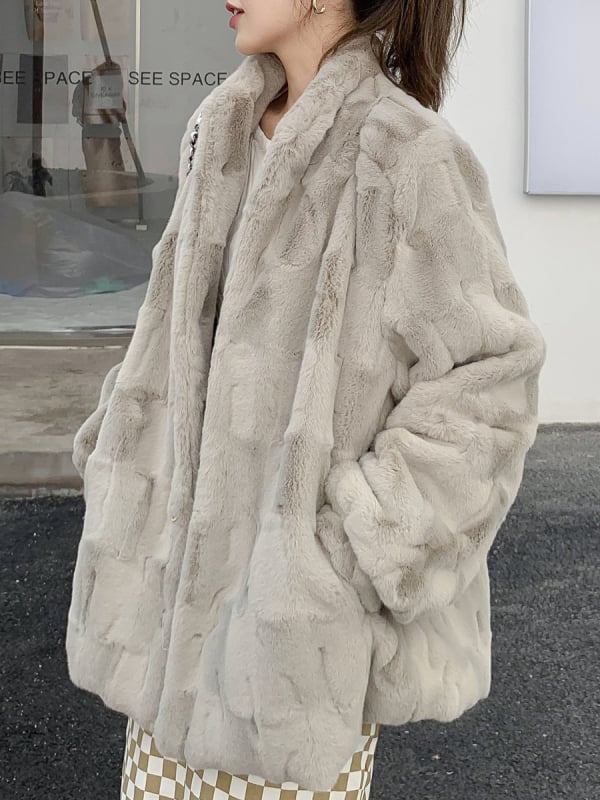 Palton din blană artificială pentru femei, lungime medie 65-80 cm, iarna 2024