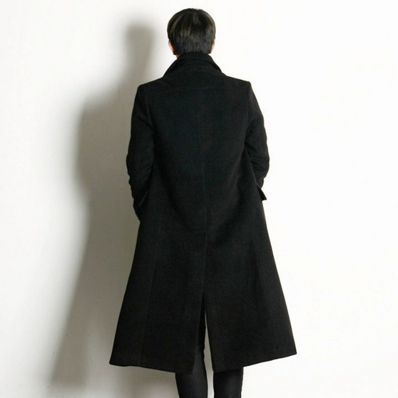 Palton bărbătesc până la genunchi, cu nasturi în dublu rând, cașmir, guler tip costum, croială lejeră