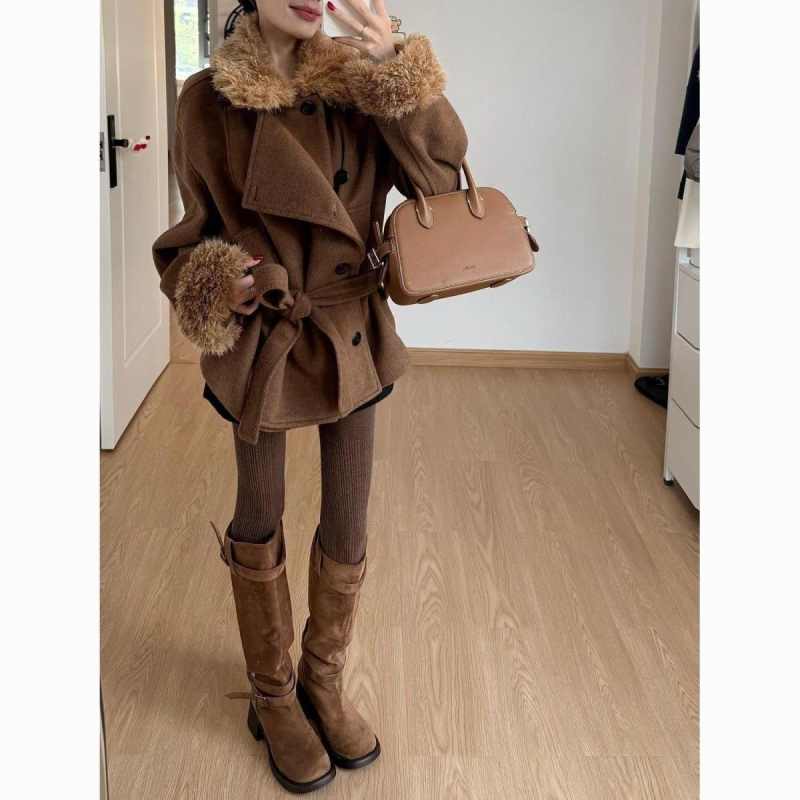 Palton scurt pentru femei cu guler de blană, stil japono-coreean lejer, poliester cu elastan <30%, mâneci lungi