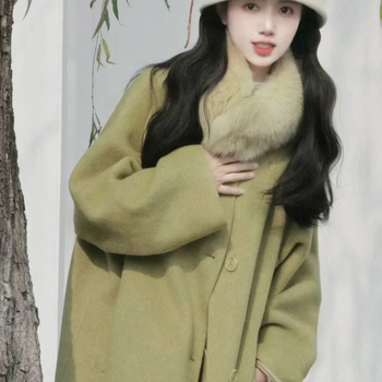 Palton din lână, lungime medie, cu guler detașabil din blană artificială, închidere cu nasturi, croială lejeră, mâneci lungi, guler rotund, pentru femei, toamna 2025