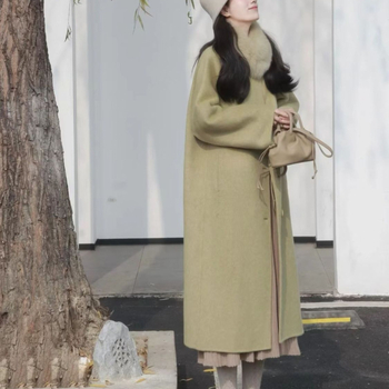 Palton din lână, lungime medie, cu guler detașabil din blană artificială, închidere cu nasturi, croială lejeră, mâneci lungi, guler rotund, pentru femei, toamna 2025
