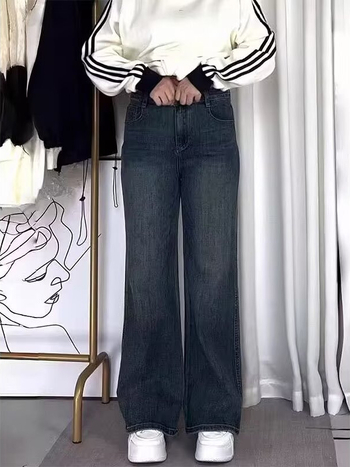 Ženske traperice ravnog kroja s visokim strukom, denim s 50–70% pamuka i do 30% poliestera, proljeće 2025, urbani poslovni stil