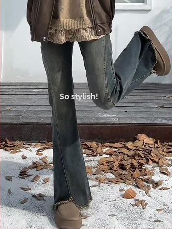 Vintage traperice s izrezima na rubovima i fleecem navlakom za žene, zimski stil, visokim strukom, prekrivaju bokove, laskaju siluetu, elastične, blago šire nogavice