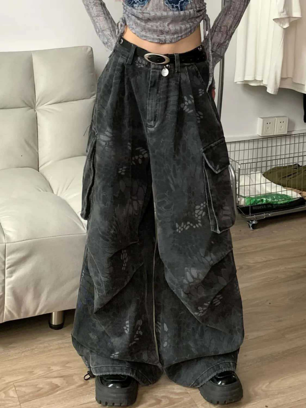 Ženske traperice širokih nogavica, visokog struka, denim, camouflage uzorak zmijskog uzorka, pran završni sloj